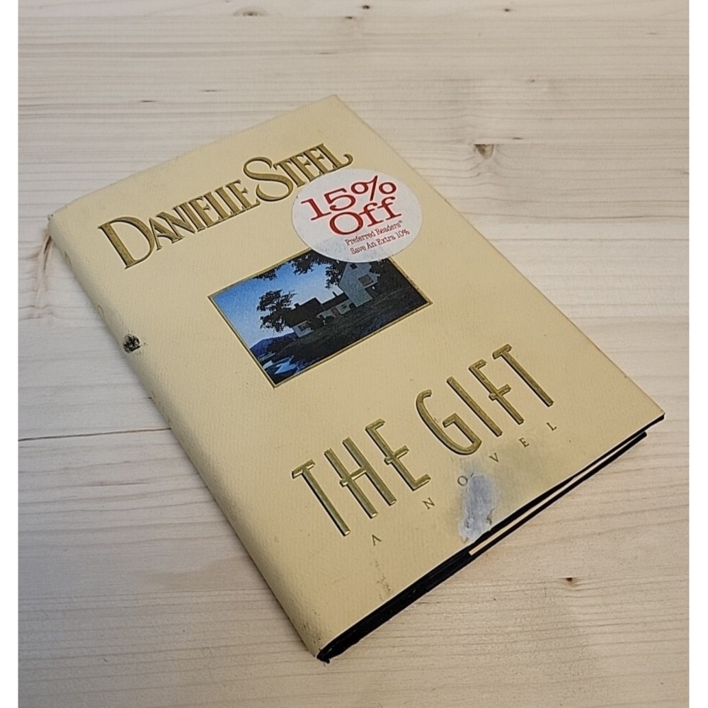 The Gift by Danielle Steel (1994, Hardcover) - Fall Into Another World!